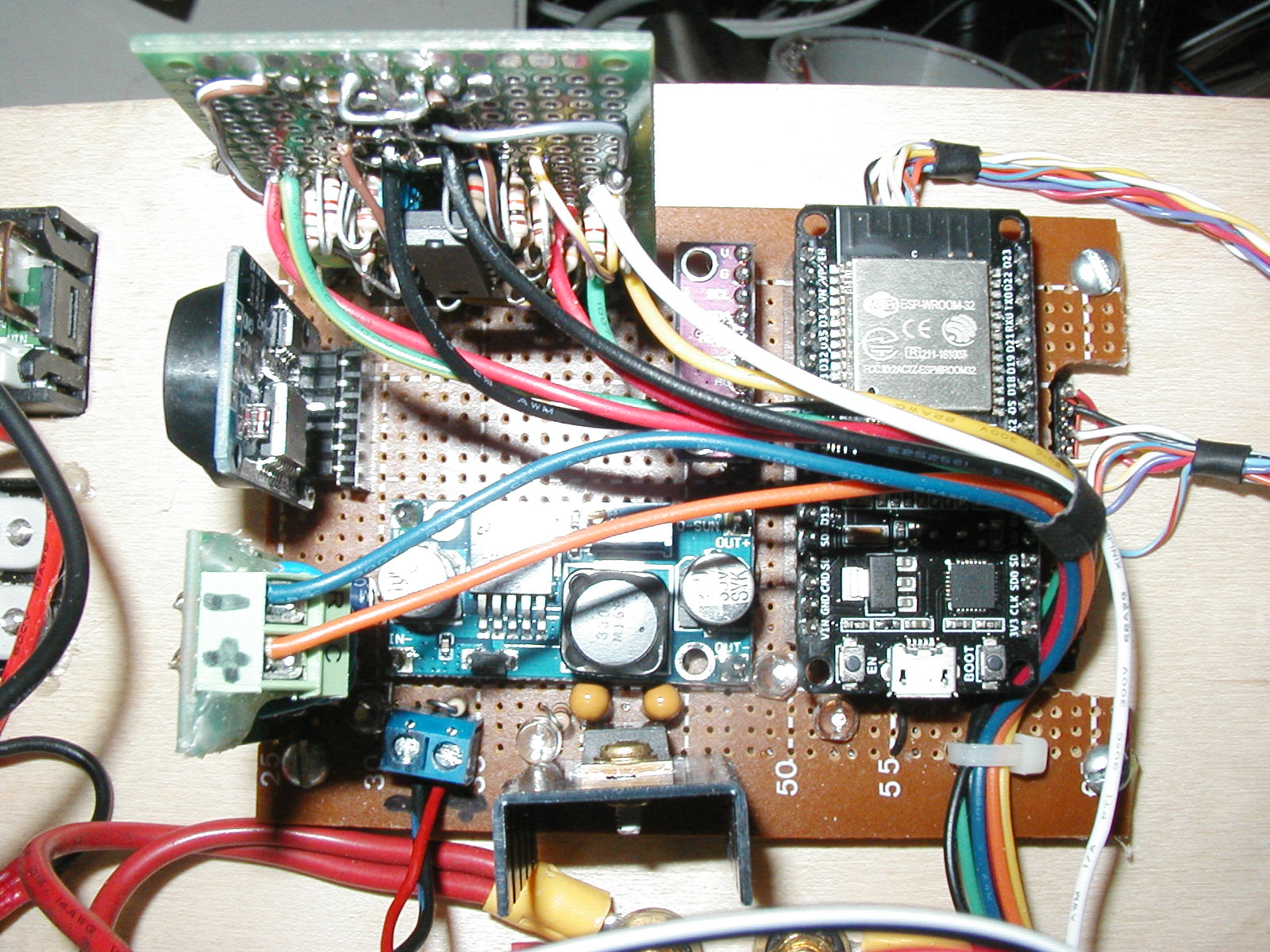 dc load control board